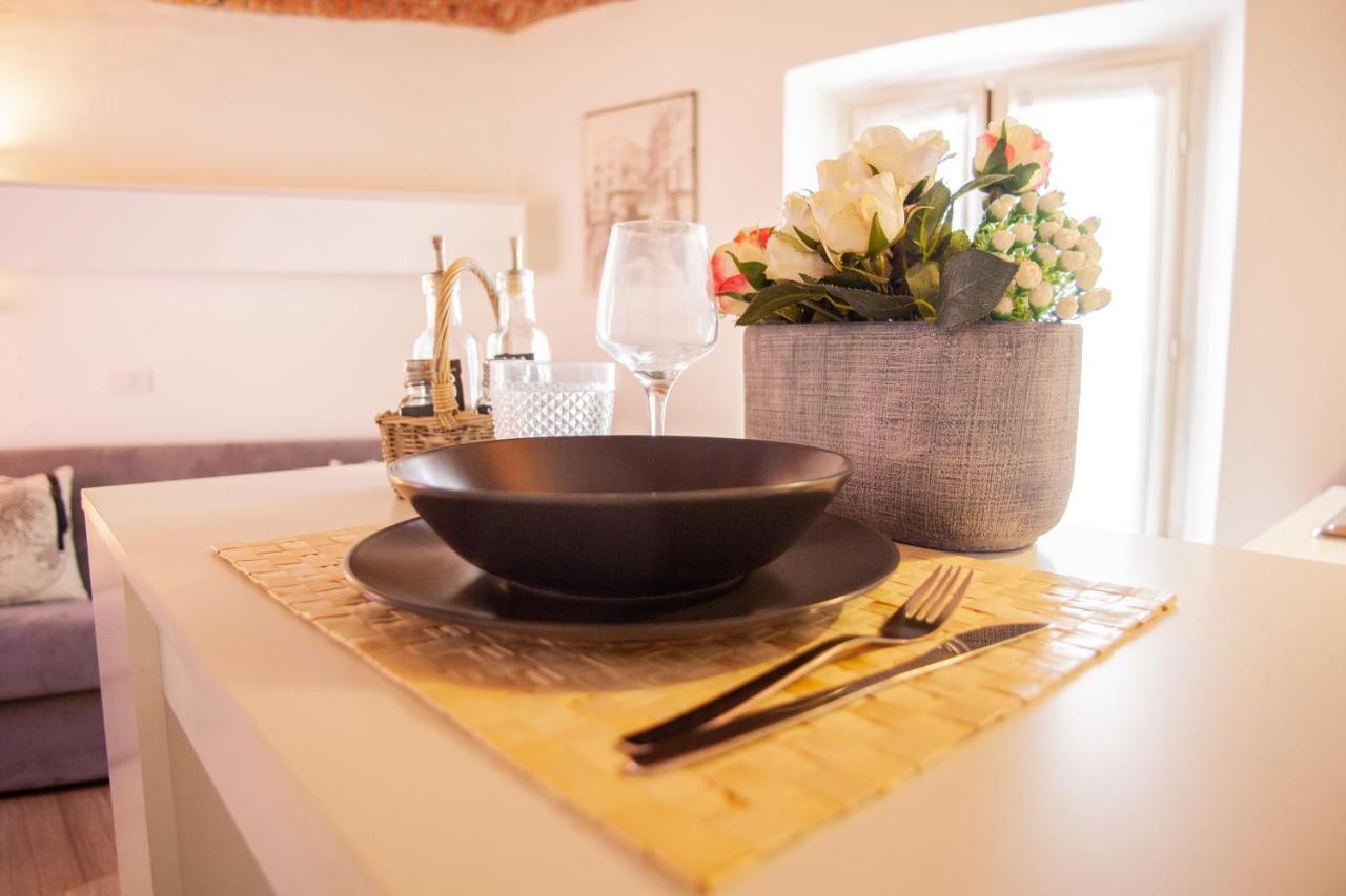 Apartamento Bnbutler - Alfieri, 15 - Vecchie Atmosfere Milán Exterior foto
